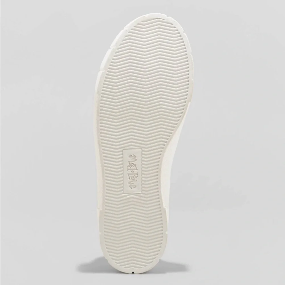 Mad Love Women's Fran Sneakers nwt